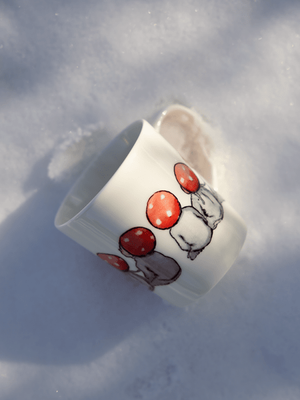 Design House Stockholm Elsa Beskow Mugg Children of the forest 40 cl med öra