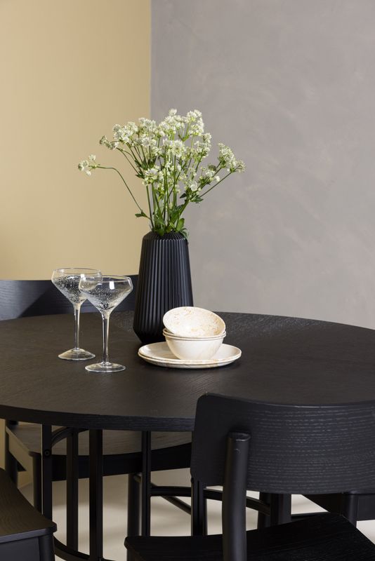 Venture Home Matbordet Copenhagen med Montros-stolar