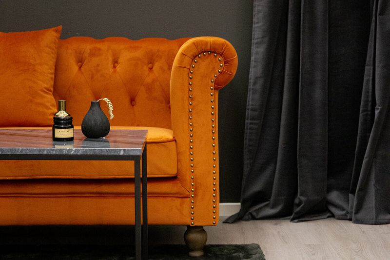 Venture Home Velvet 3-Sits Soffa i Chesterfield Design