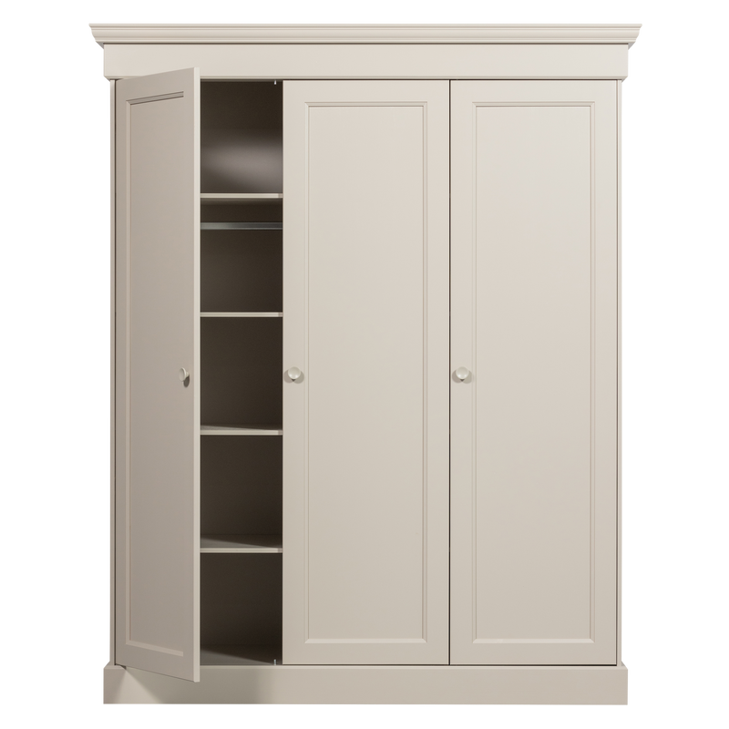 WOOOD Olivia Klädskåp i Granträ [FSC-certifierad]