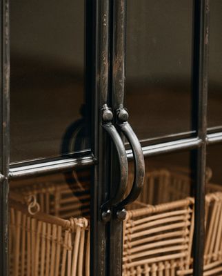 Nordal DOWNTOWN skåp, 4 dörrar, svart