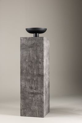 Ramsvik Piedestal - Vind Collection