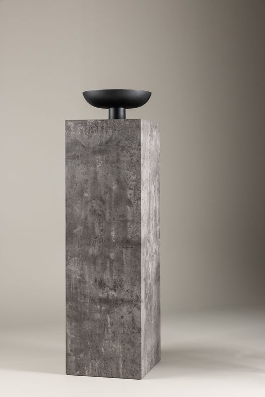 Ramsvik Piedestal - Vind Collection