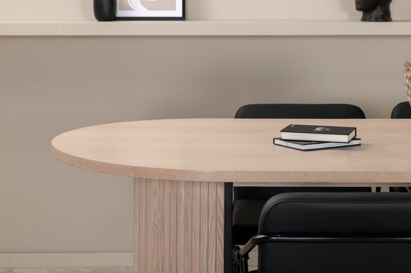 Venture Home Tvist & Bianca Matstolar 4-pack Svart + Ovala Matbord 200 x 90 Vitputsad