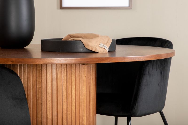 Venture Home Berit & Bianca 4 st Matstolar Svart + Runt Matbord ⌀110 Valnöt