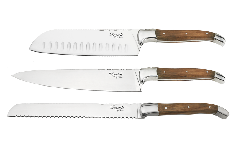 Laguiole By Hâws kockknivset med 3 knivar i olivträ och skärbräda i bambu