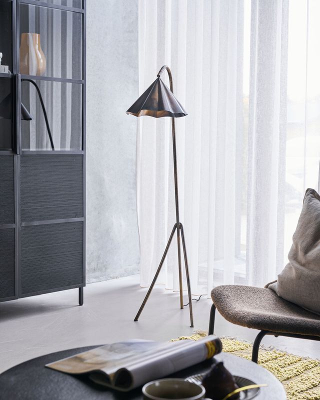 House Doctor Flola Golvlampa Antik Brun