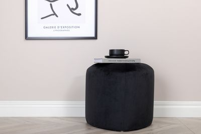 Venture Home Peg Sittpuff - Triangelformad, Svart Sammet