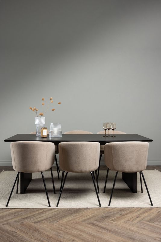 Venture Home Matgrupp Vail med Stolarna Berit