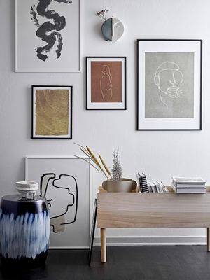 Bloomingville Douve Bokstöd i Naturfärgat Paulowniaträ