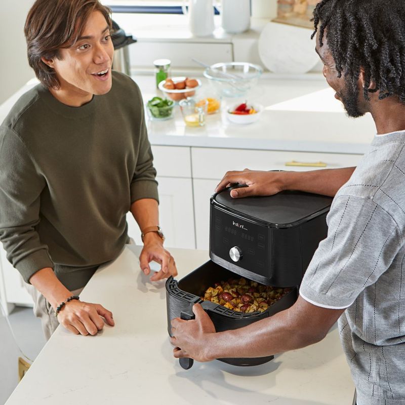 Instant Vortex airfryer 5,7 L svart