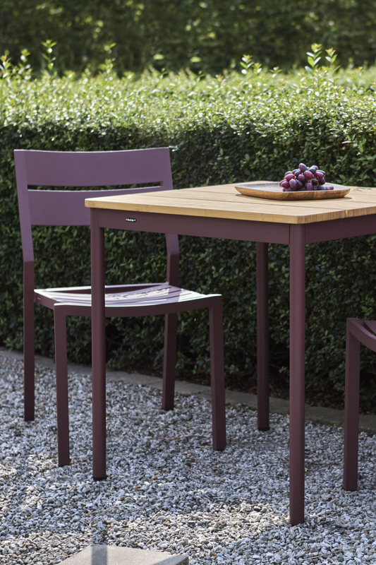 Brafab Nox Bistro bord 70x70 - Bambu/Zin Red