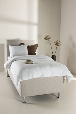 Venture Home Säng Mesa