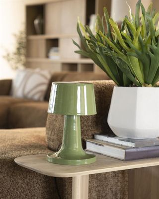 By Boo Alvo - Grön Bordslampa