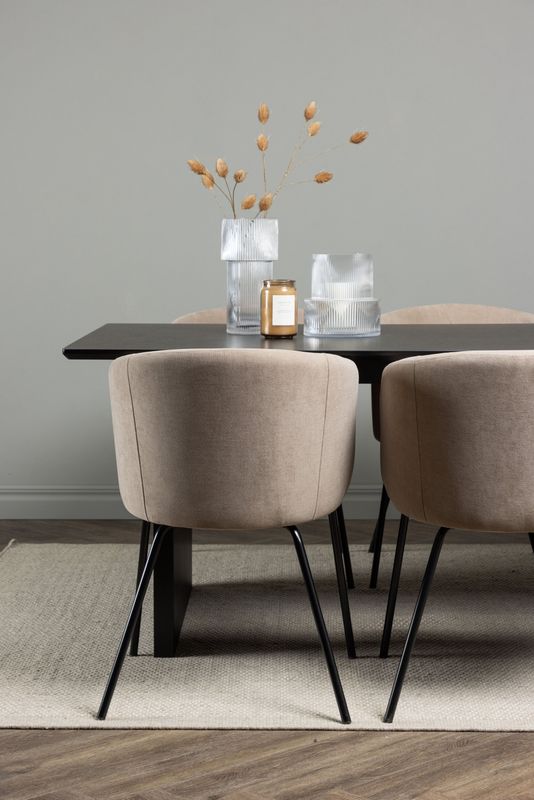 Venture Home Matgrupp Vail med Stolarna Berit