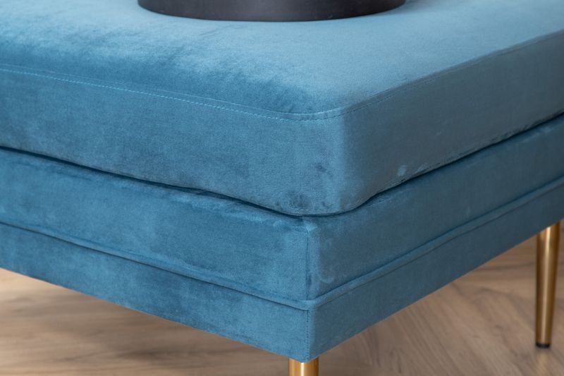 Venture Home Boom Ottoman - Sammetslen Blå Sittpuff