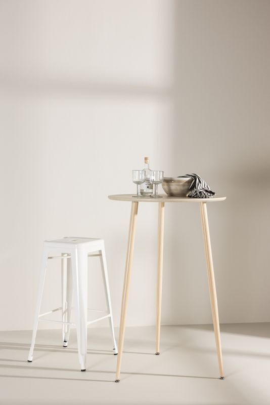 Venture Home Plaza Matbord