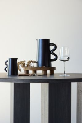 Venture Home Juno Runt Matbord