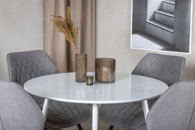 Venture Home Plaza Runt Matbord