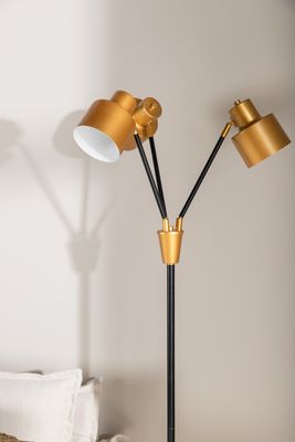 Venture Home Vifta Golvlampa i Svart och Mässing