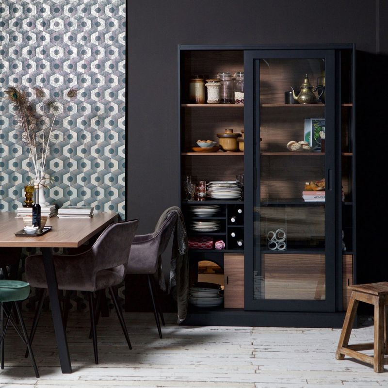 WOOOD James Vitrinskåp Svart/Valnöt [FSC]