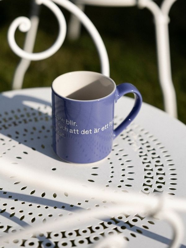 Design House Stockholm Astrid Lindgren Blå "Hyss hittar man inte på" mugg Nr. 5