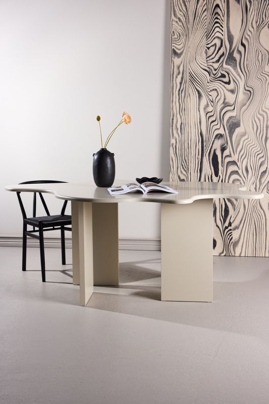 Vind Collection Flower Ovalt Matbord