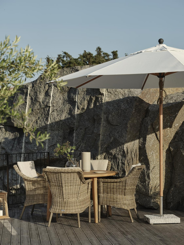 Brafab Lenora Karmstol i Konstrotting med Sittdyna