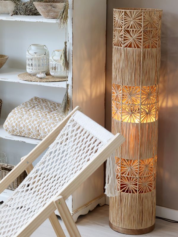 Chiq Antique Golvlampa i naturflätning