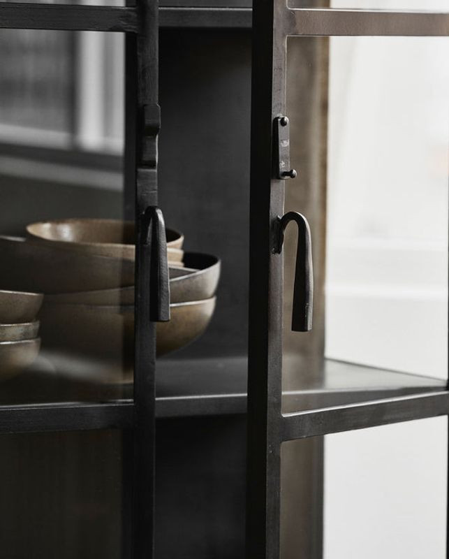 Nordal PHOENIX svart skåp, 2 dörrar, liten