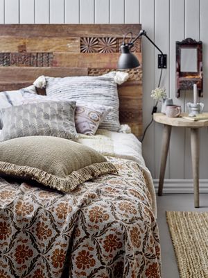 Bloomingville Rilo Sänggavel, Brun, Återvunnet Trä