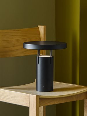 Hübsch BringMe Bärbar Lampa Matt Svart