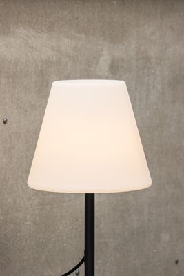 Venture Home Moris Utomhus Bordslampa