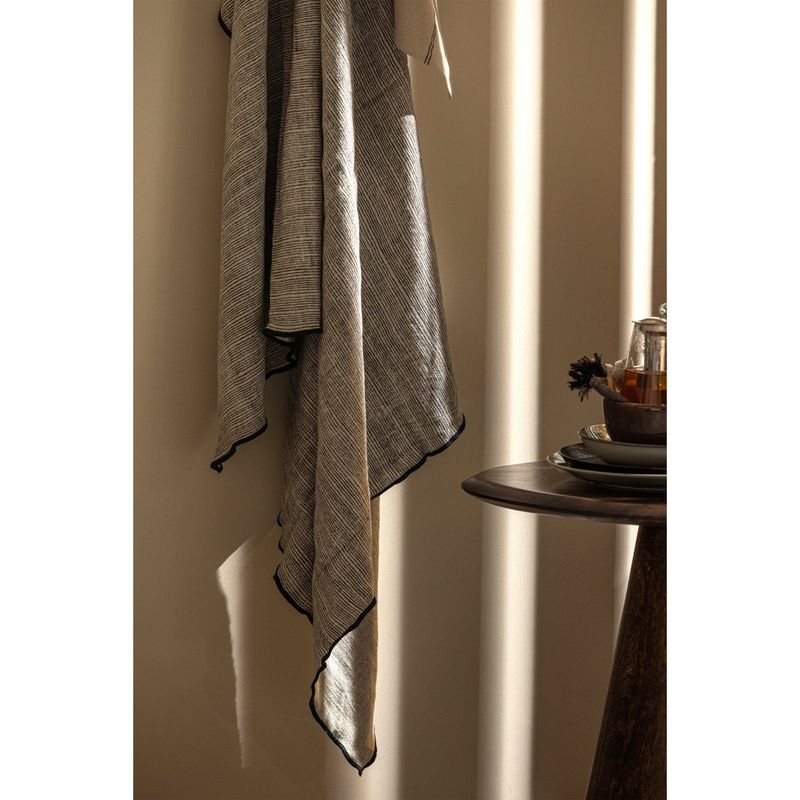 WOOOD POSTURE Sidobord i Mangoträ - Valnöt