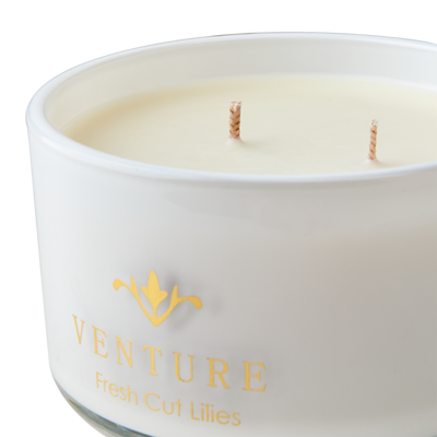 Affari of Sweden VENTURE Doftljus Fresh cut lilies, Vit
