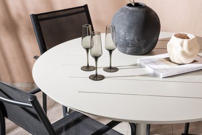 Venture Home Lina & Santorini Runt Matbord ⌀120 Beige + 4 st Matstolar Svart