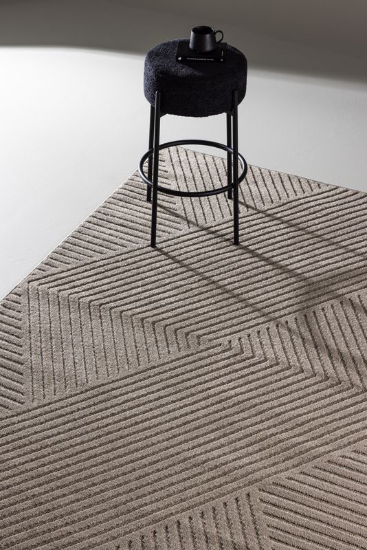 Venture Home Aron Matta - Modern Brun Design