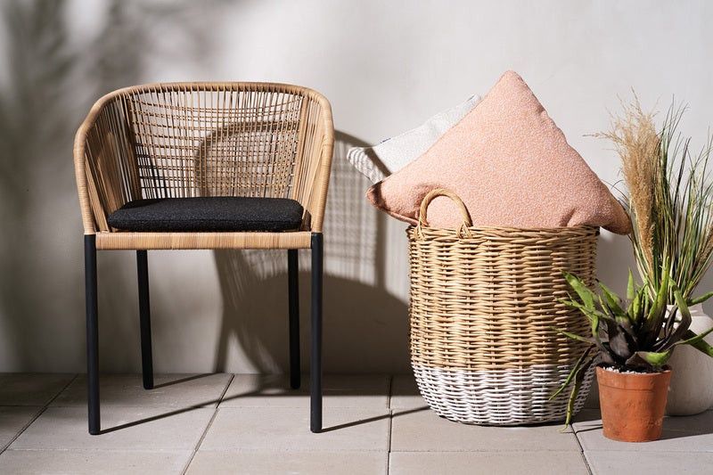 Brafab Delta Stol Svart / Natural Wicker / Teddy Black