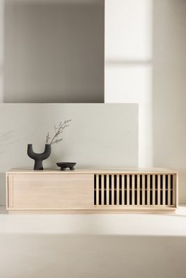 Venture Home Lugo TV-Bänk i vitputsad finish