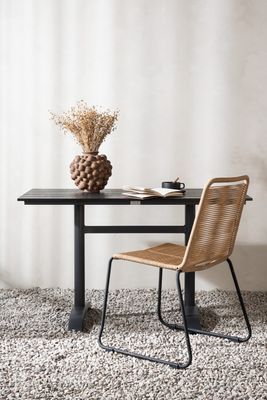 Venture Home Denver Matbord