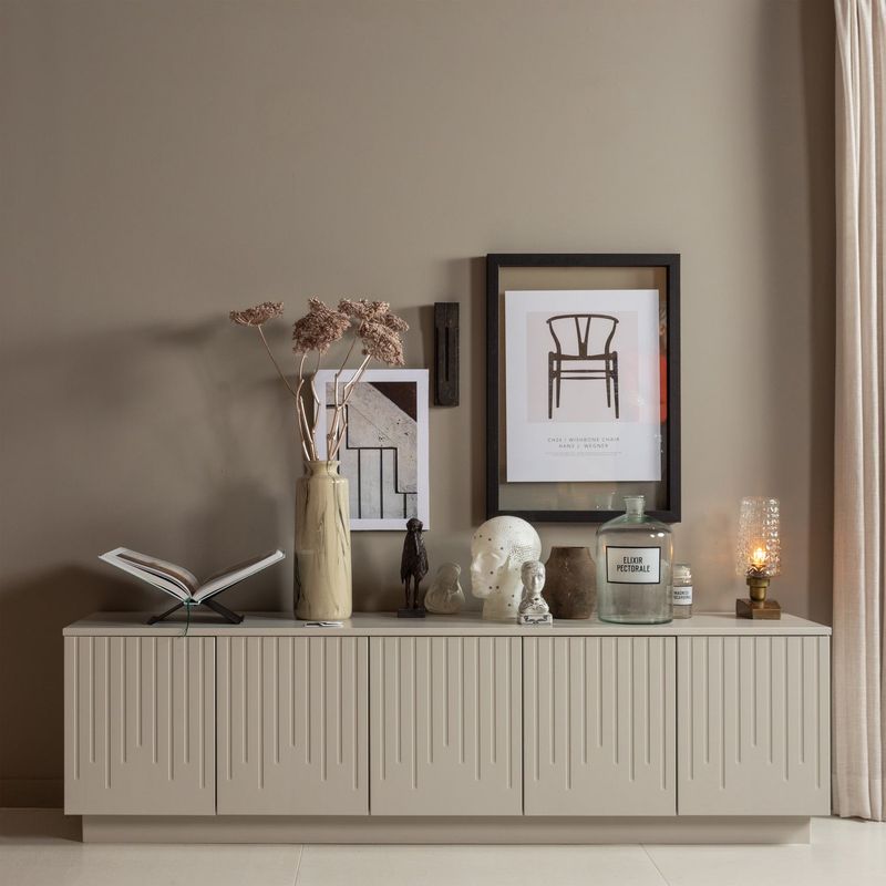 WOOOD PENCIL TV-bänk i FSC-certifierad furu