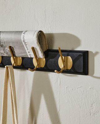 Nordal EDGY Klädhängare, 8 krokar - svart