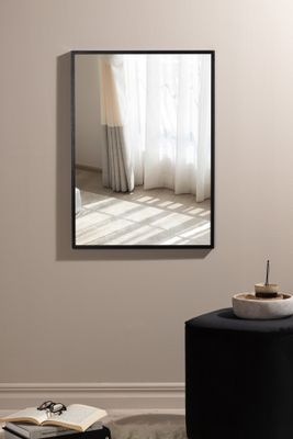 Venture Home Curtain Poster Beige