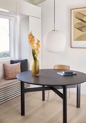 Hübsch Serene Taklampa Ø42 Vit med Mässingdetaljer