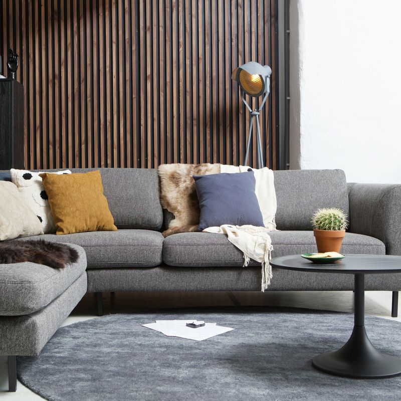 WOOOD SILAS 2-Dörrars Skåp i Svart Ask