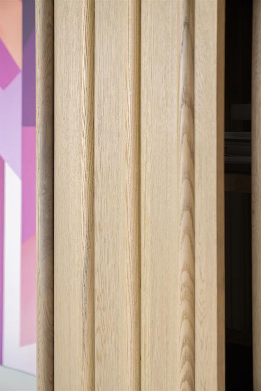 Eleonora Skåp Jake - Naturlig träfinish