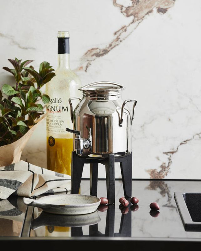 Nordal FATALI oljebehållare med svart bas