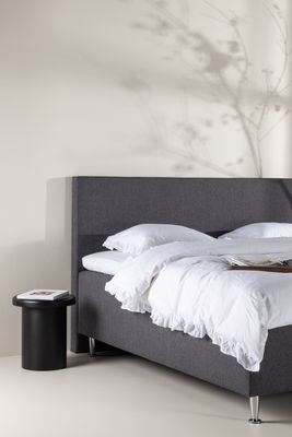 Venture Home Säng Mesa