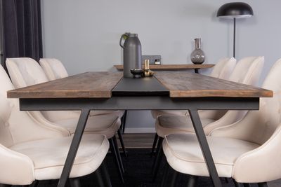 Venture Home Jakarta & Velvet Deluxe Rektangulärt Matbord 200 x 90 Svart + 6 st Matstolar Beige