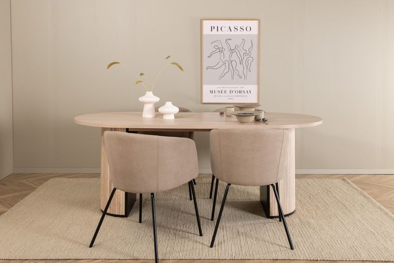Venture Home Berit & Bianca 4 st Matstolar Beige + Ovalt Matbord 200 x 90 Vitputsad